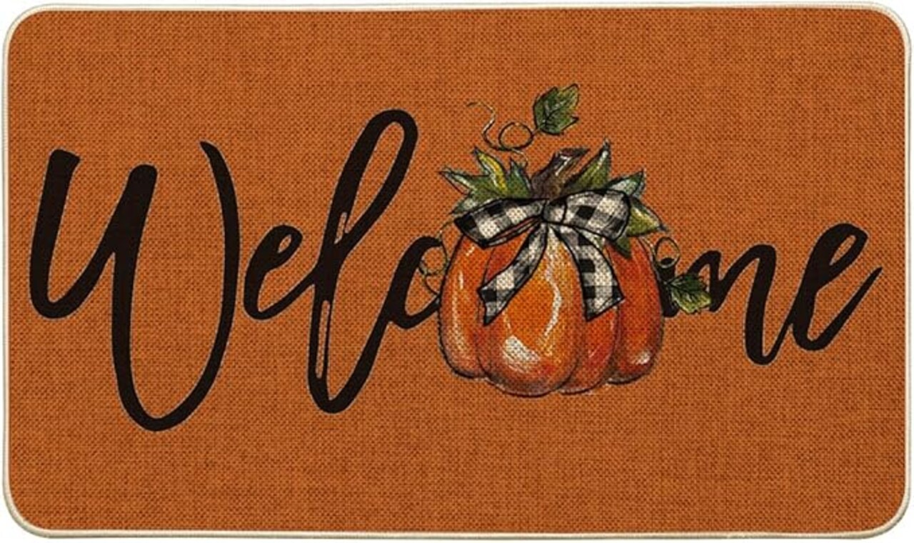 Orange Pumpkin Fall Welcome Doormat, Autumn Home Decor Low-Profile Switch Rug Door Mat Floor Mat for Indoor Outdoor 17x29 inches.